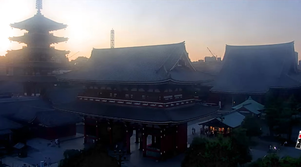 Асакуса после разгона облаков