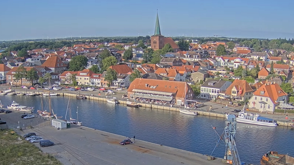 Шлезвиг после разгона облаков