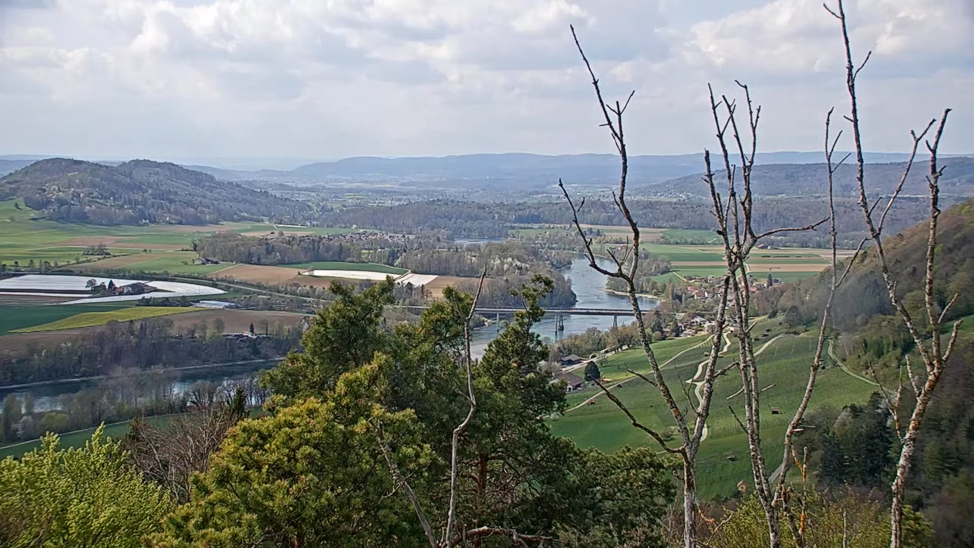 Штайн-на-Рейне до разгона облаков